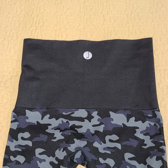Preggo Leggings Camo snapback Size L/XL - Picture 9 of 11
